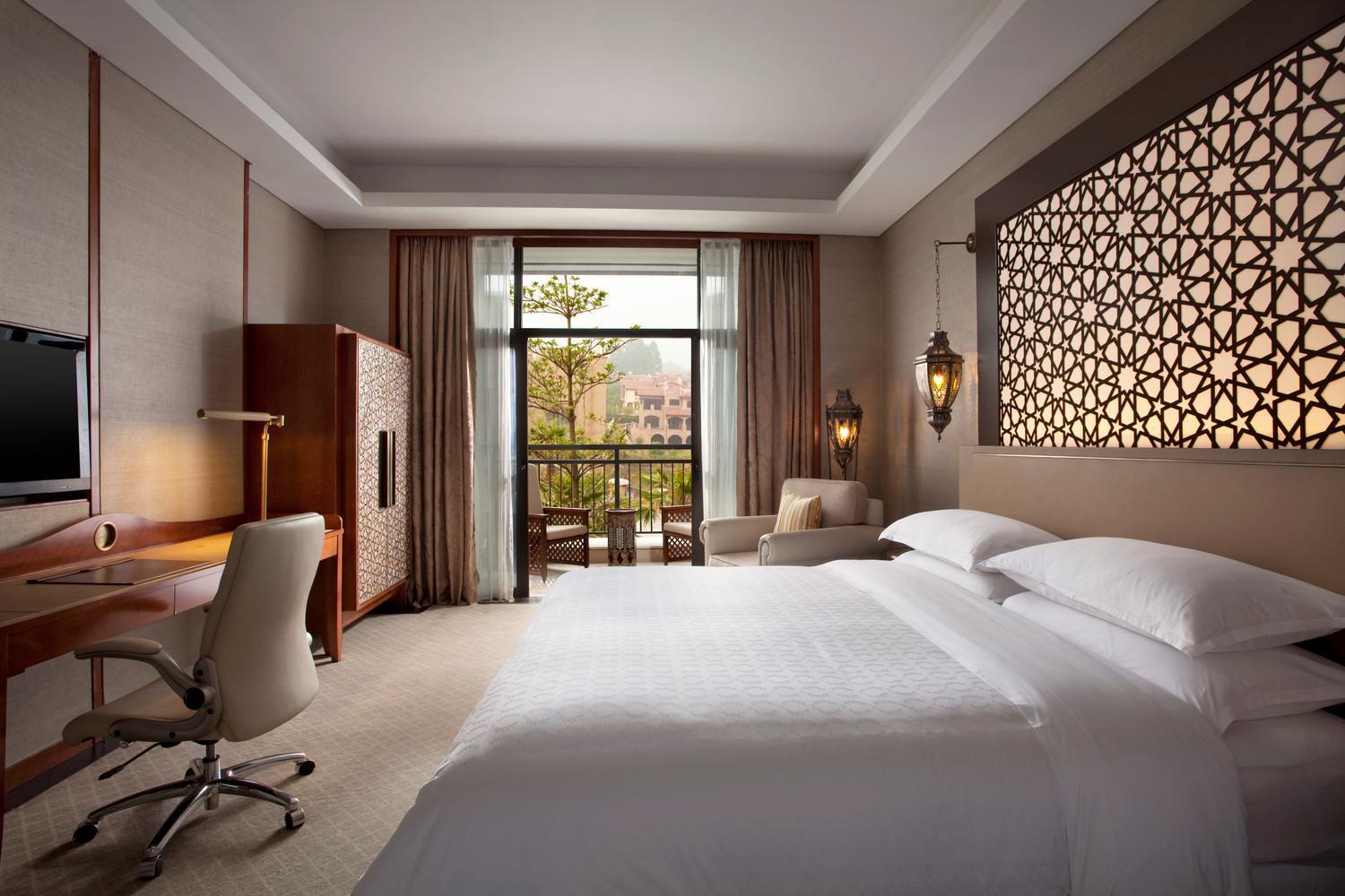 Sheraton Qingyuan Lion Lake Resort Exterior photo