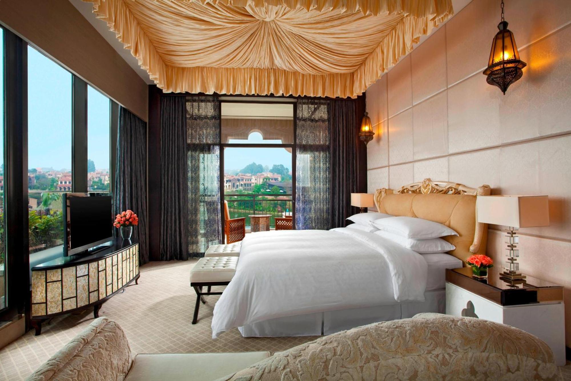 Sheraton Qingyuan Lion Lake Resort Exterior photo