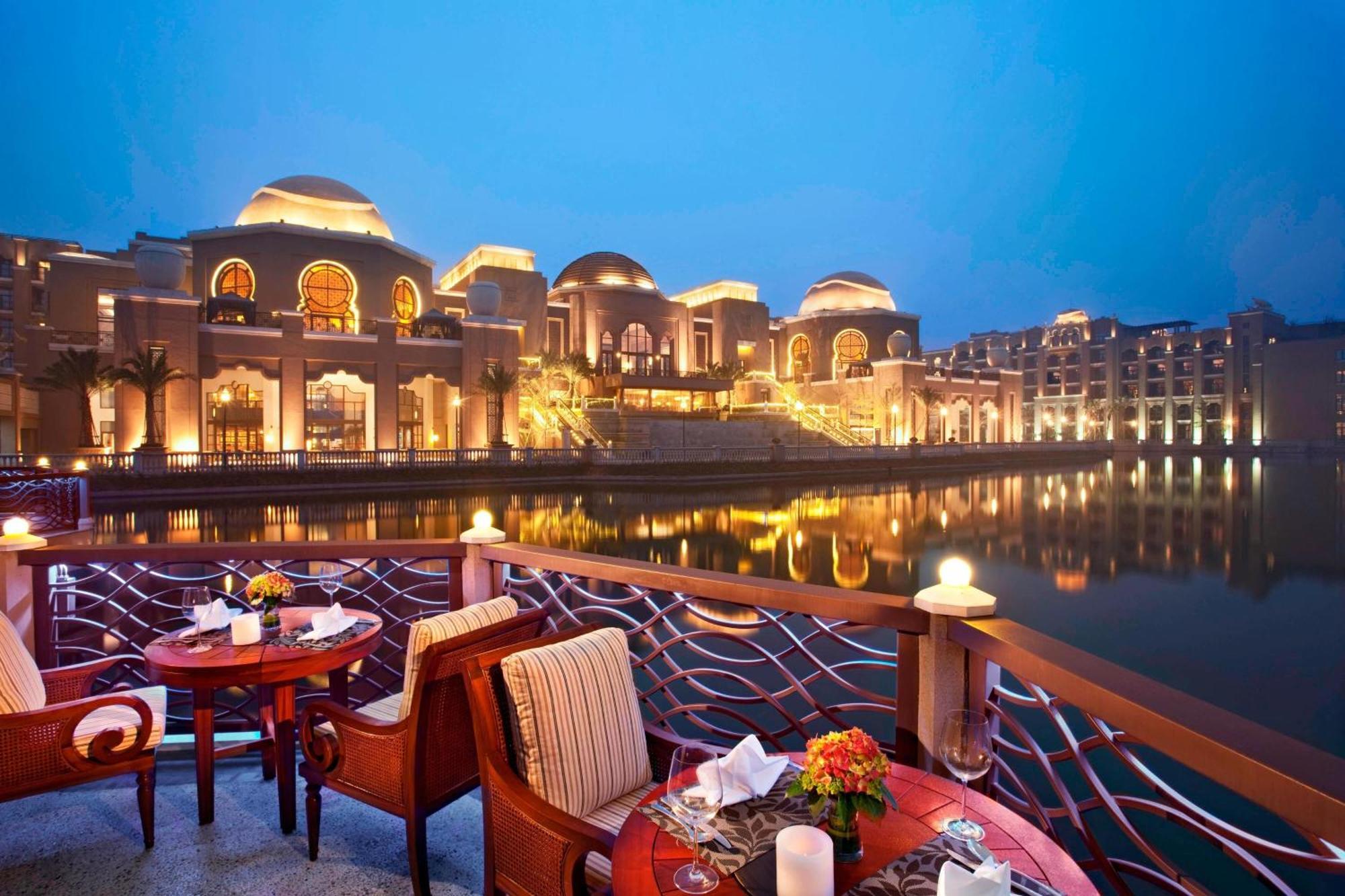 Sheraton Qingyuan Lion Lake Resort Exterior photo
