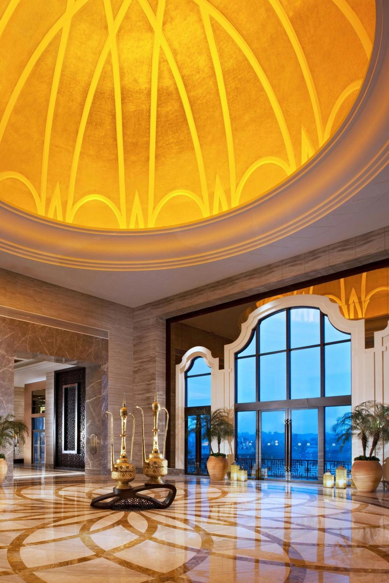 Sheraton Qingyuan Lion Lake Resort Exterior photo
